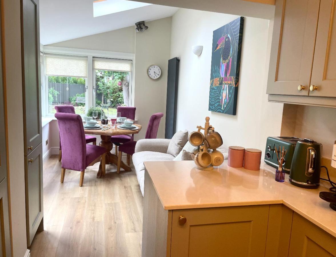 Fashionable Chic Townhouse In D4 Villa Dublin Kültér fotó